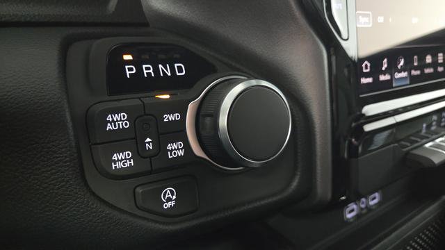 New 2026 RAM 1500 4x4 Crew Cab image 19