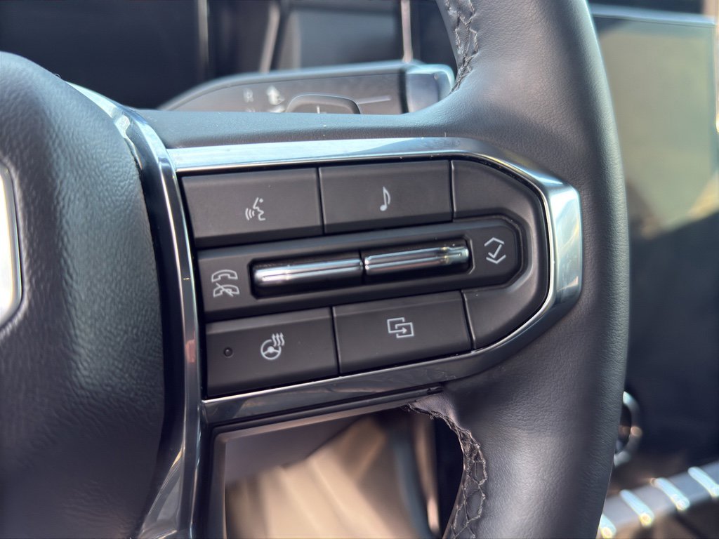 Used 2025 GMC Terrain Elevation image 9