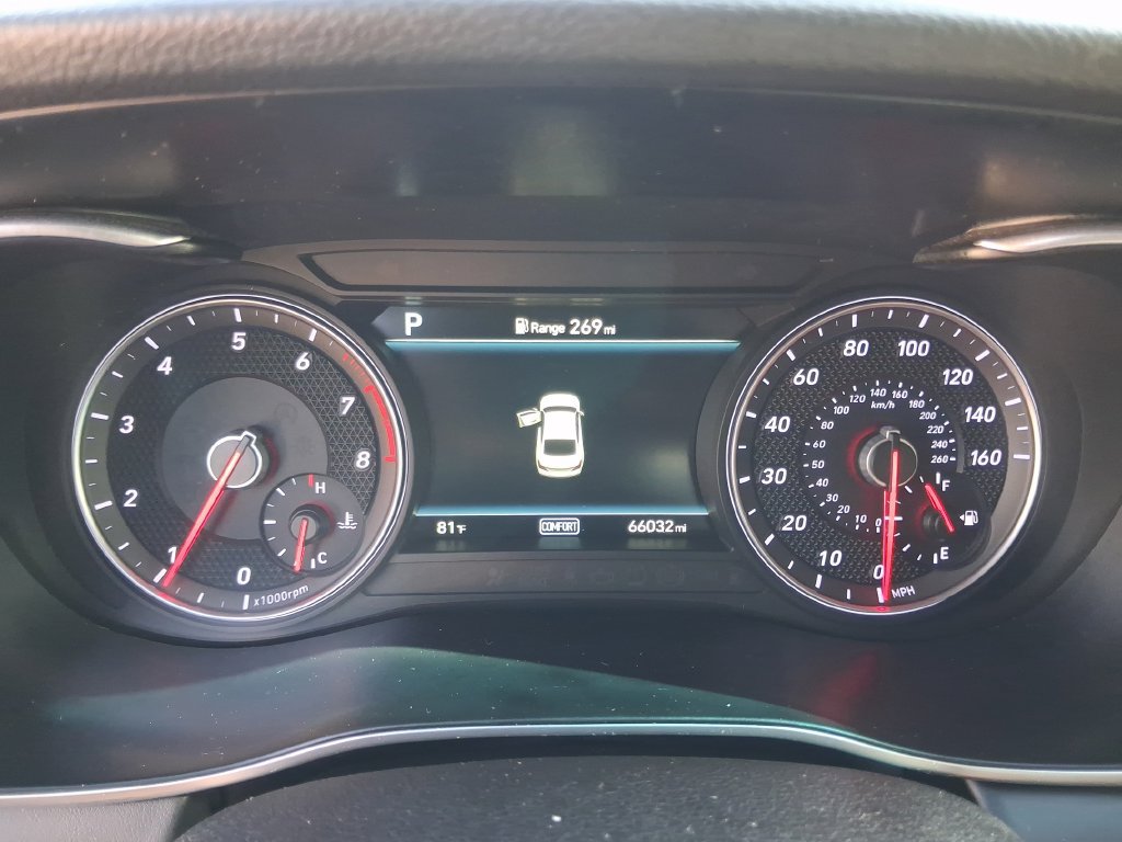 Used 2020 Genesis G70 2.0T w/ Elite Package RWD image 20
