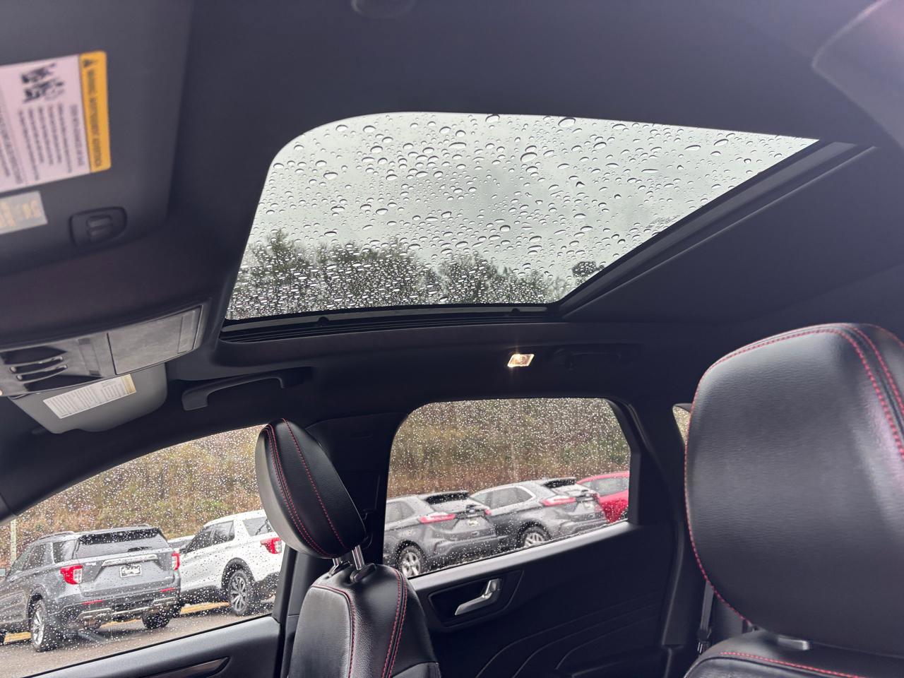 Used 2023 Ford Escape ST-Line Elite w/ Premium Technology Package image 11