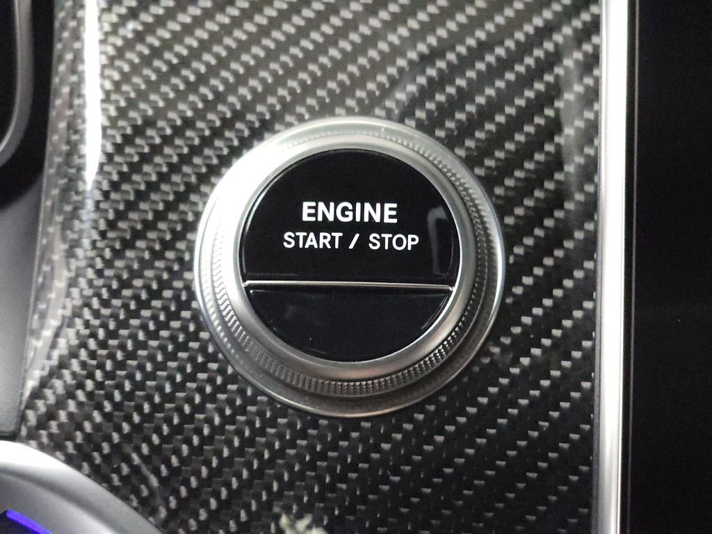 Used 2025 Mercedes-Benz GLC 63 AMG S image 16