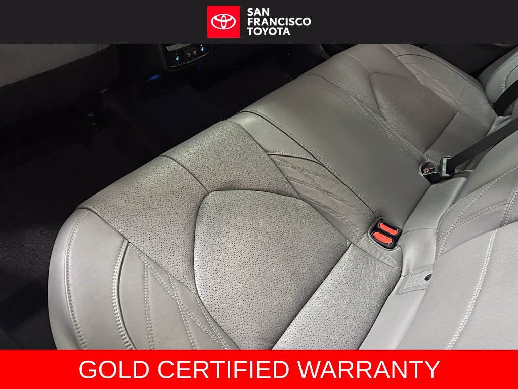Certified 2020 Toyota Avalon Limited w/ Advanced Safety Package FWD image 16