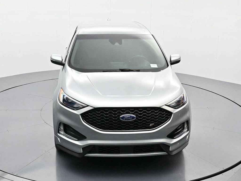 Used 2020 Ford Edge ST image 31