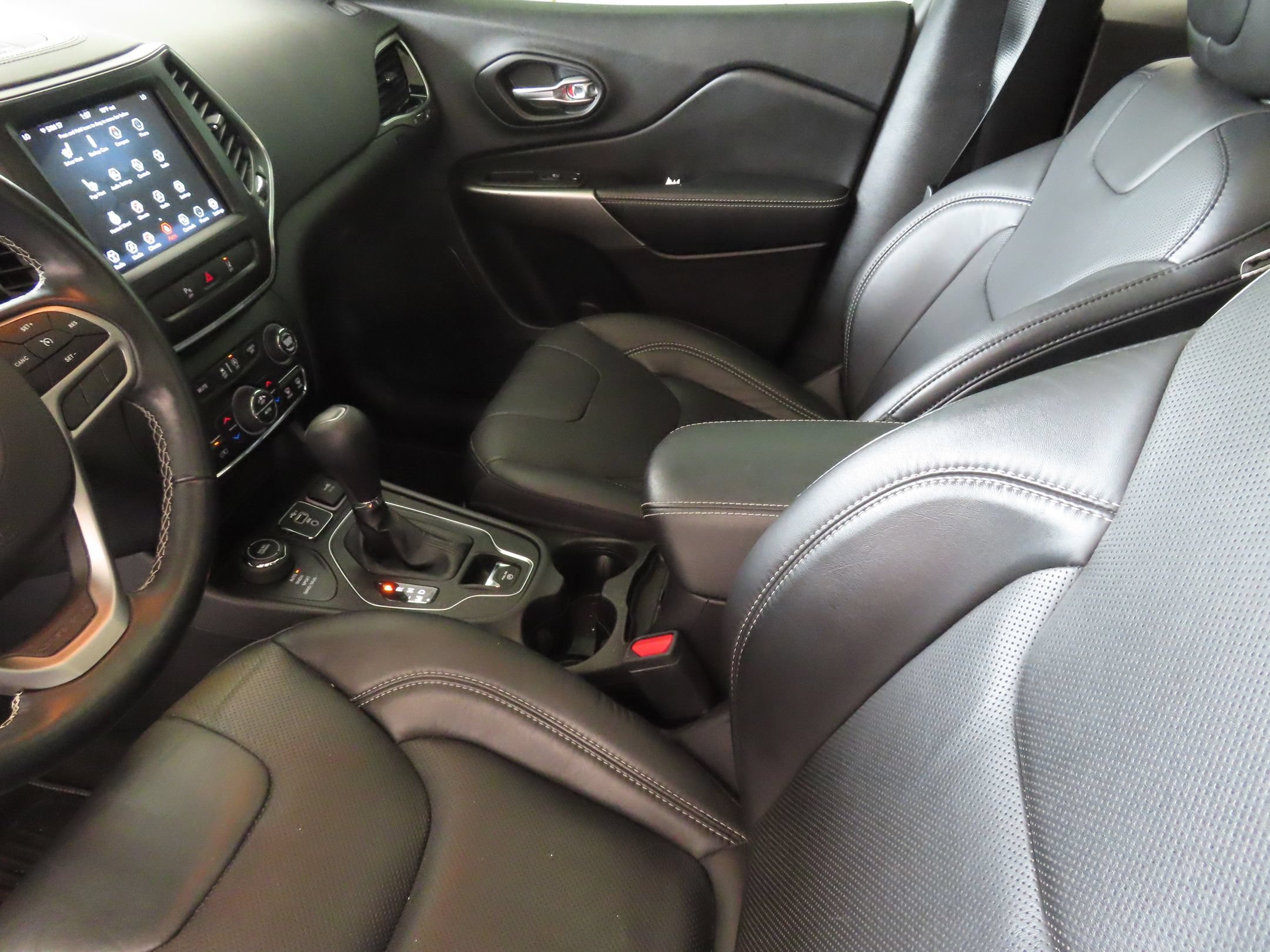 Used 2021 Jeep Cherokee Latitude Lux 80th Anniv w/ Quick Order Package 26U 80TH AWD/4WD image 21