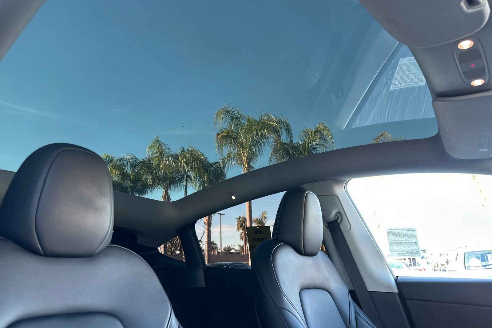 Used 2025 Tesla Model Y Long Range image 18