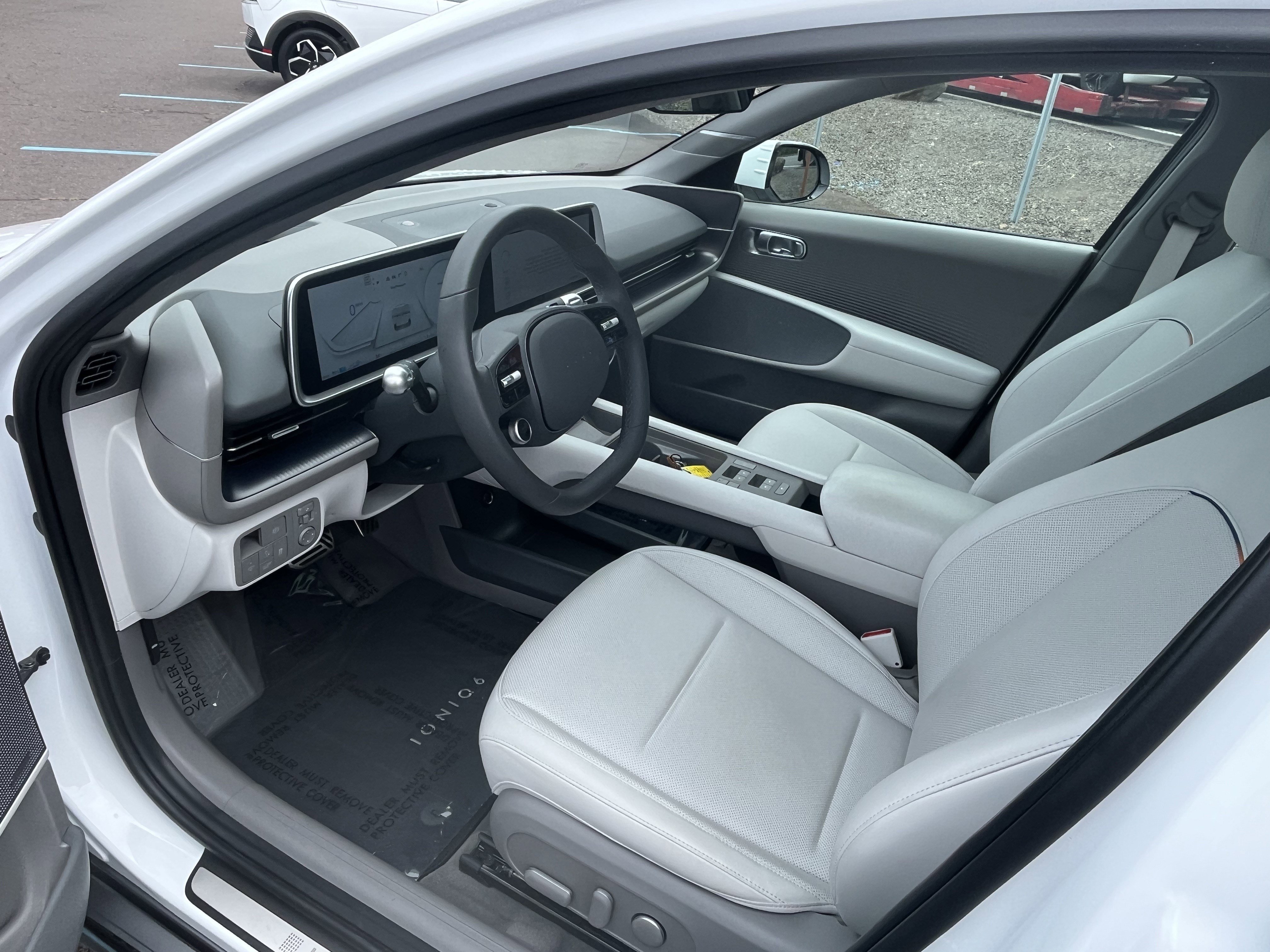 Certified 2025 Hyundai Ioniq 6 Limited RWD image 9