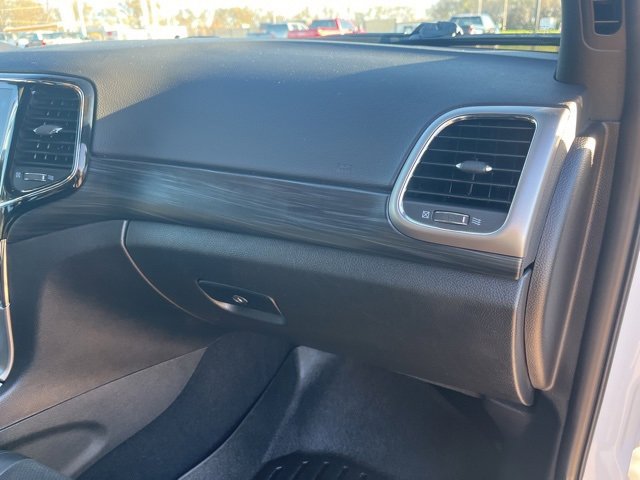 Used 2020 Jeep Grand Cherokee Altitude image 52