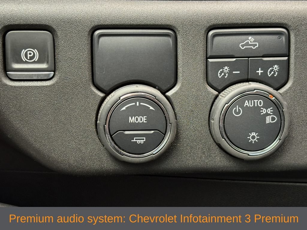 Used 2025 Chevrolet Silverado 1500 LT RWD image 4