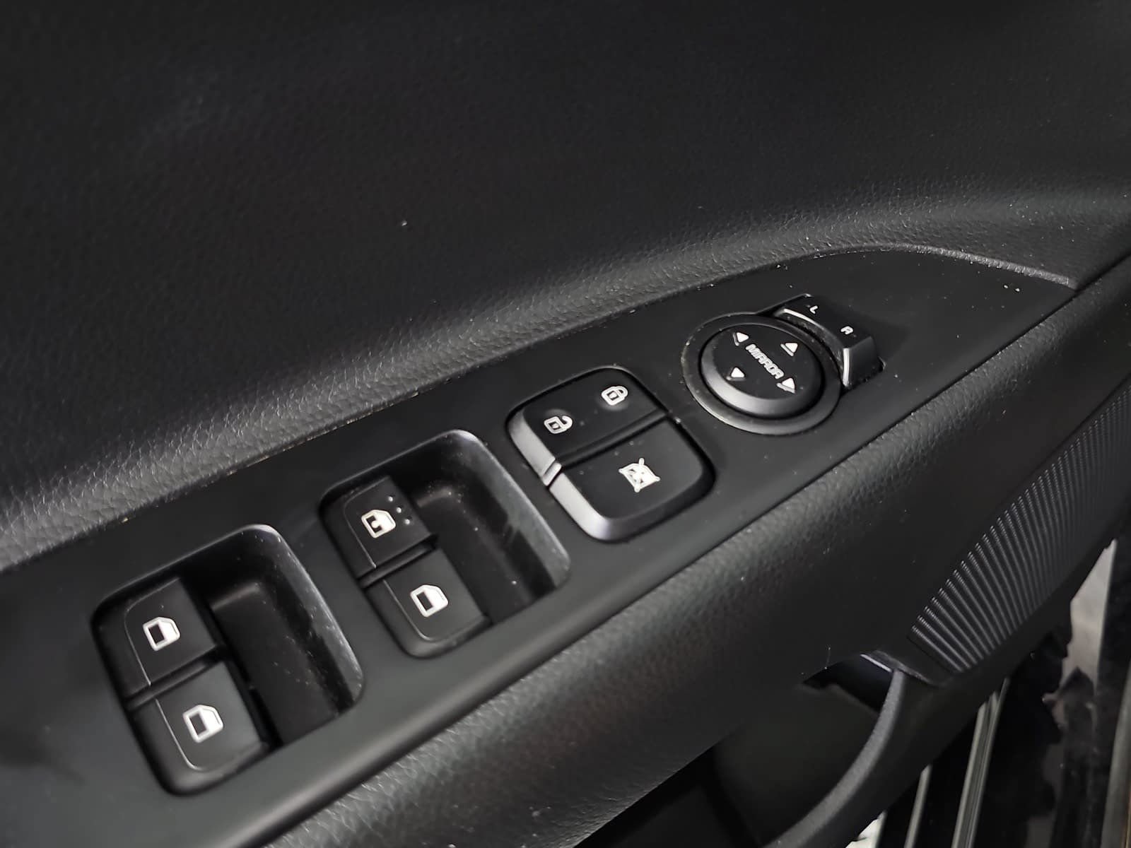 Used 2023 Kia Rio S FWD image 25