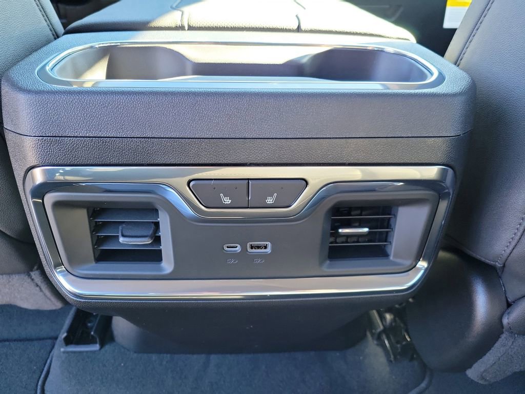 New 2026 GMC Sierra 2500 SLT w/ SLT Premium Package image 10