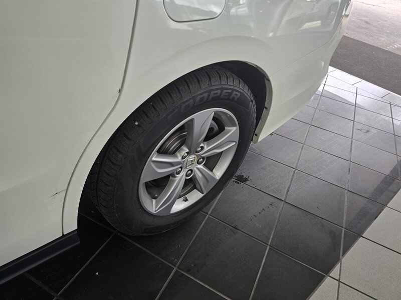 Used 2018 Honda Odyssey EX-L image 39
