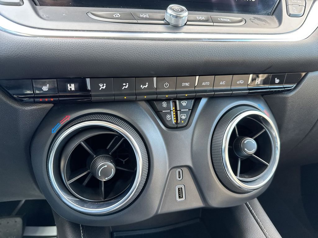Used 2024 Chevrolet Blazer LT image 15