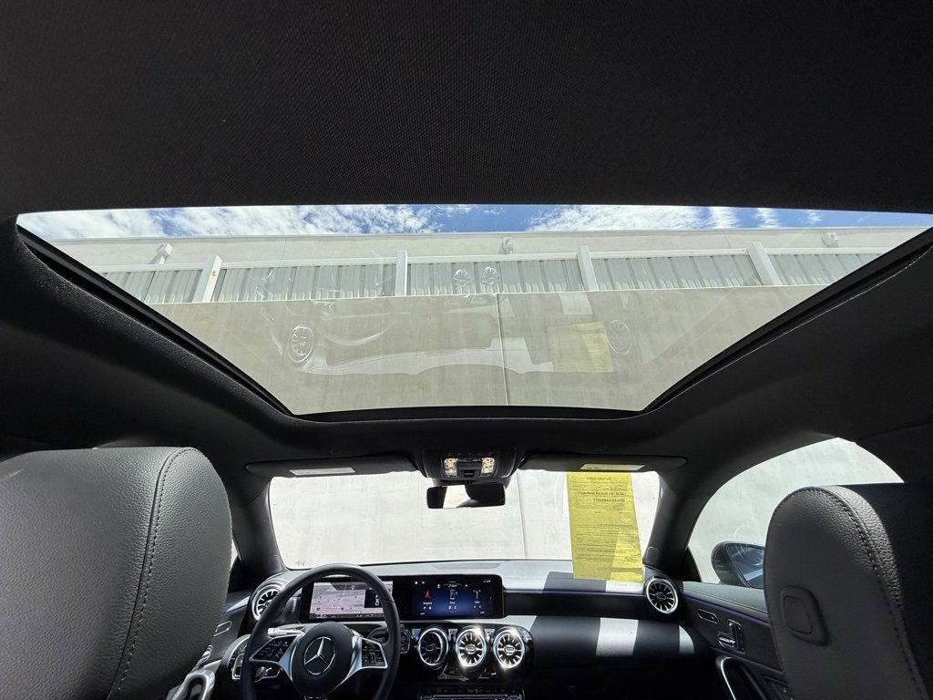 Used 2025 Mercedes-Benz CLA 250 image 6