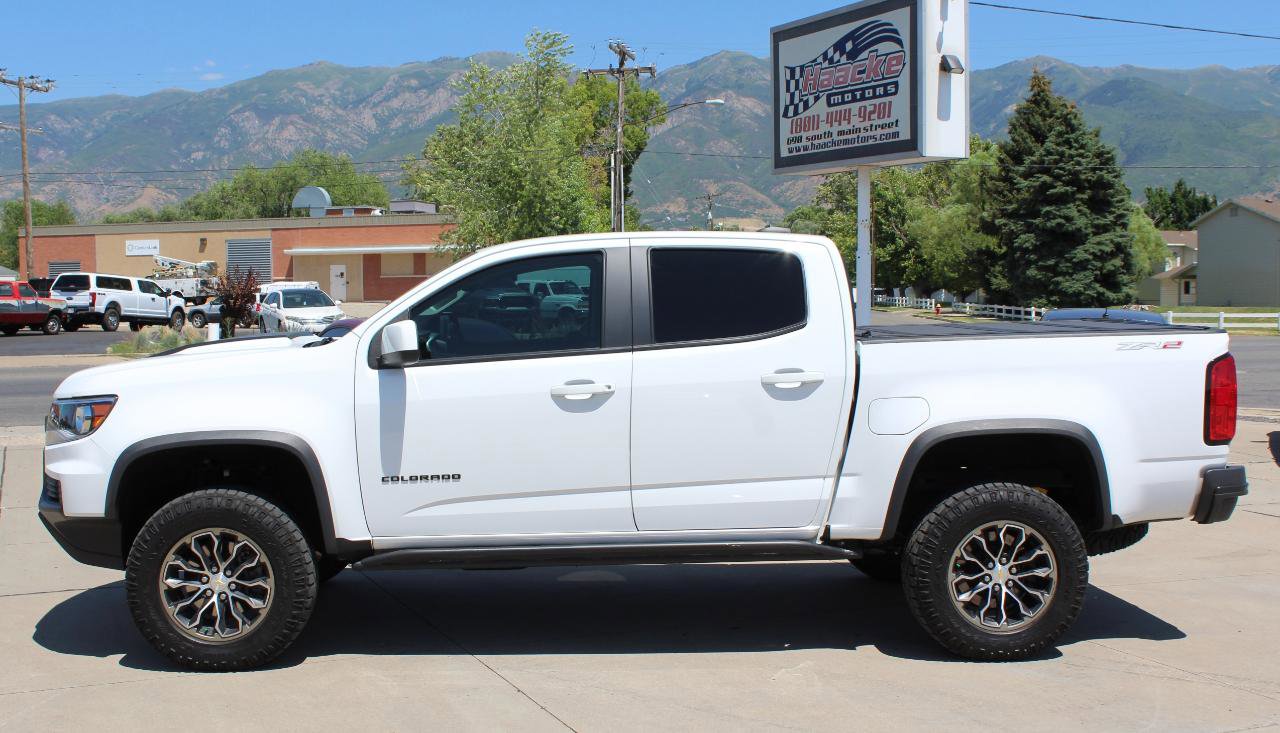 Used 2022 Chevrolet Colorado ZR2 image 13