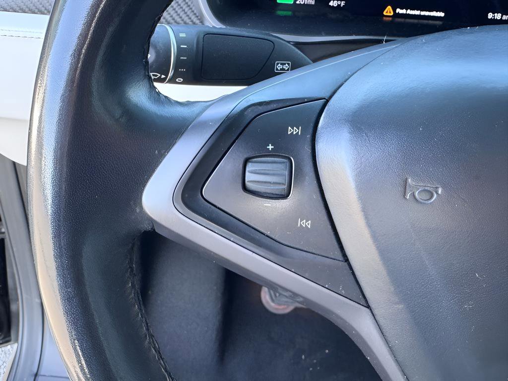 Used 2018 Tesla Model X 75D image 14