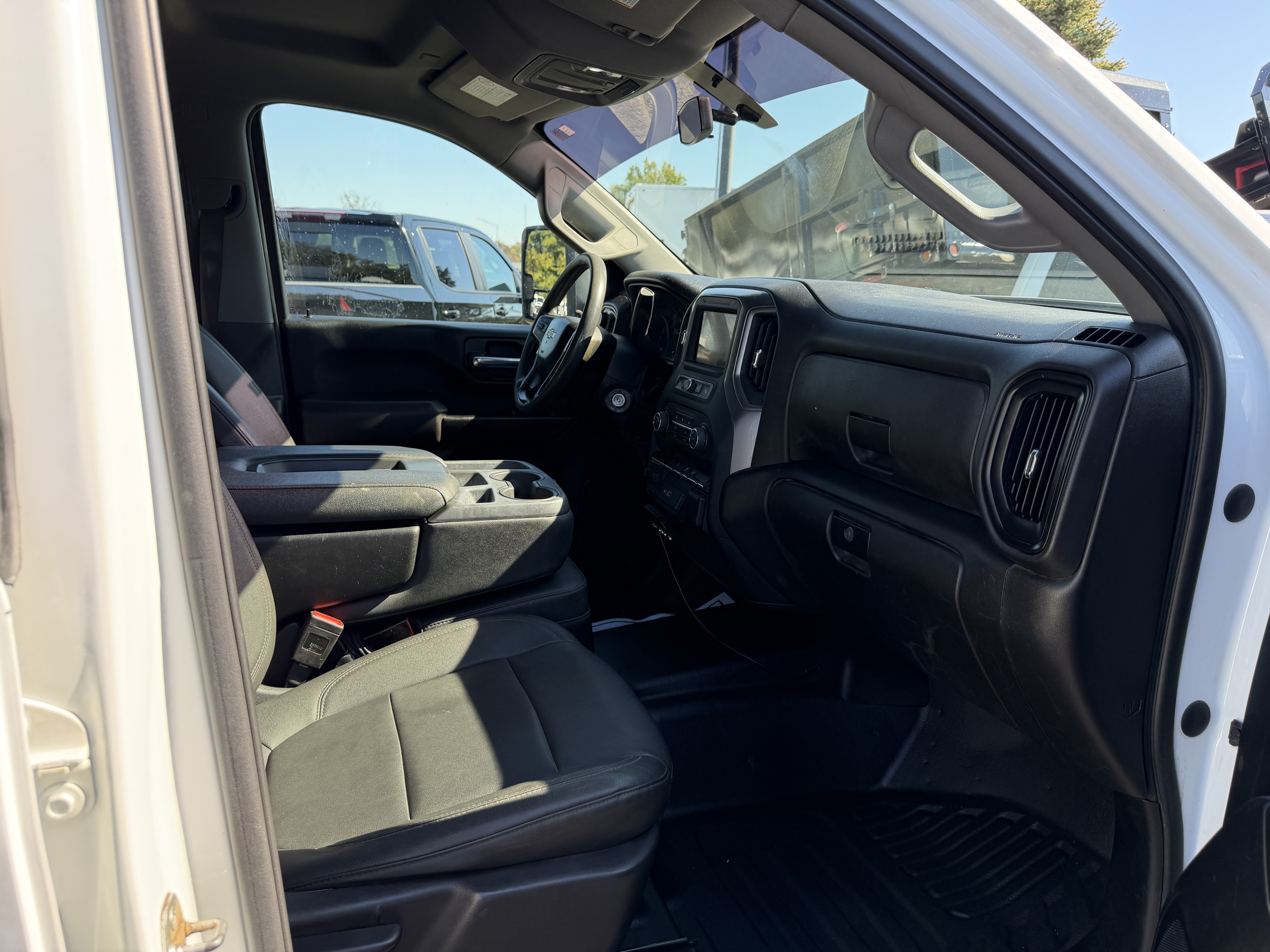 Used 2022 Chevrolet Silverado 2500 W/T w/ WT Fleet Convenience Package AWD/4WD image 30