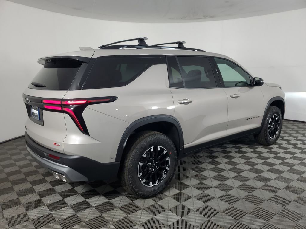 New 2026 Chevrolet Traverse Z71 w/ Enhanced Driving Package AWD/4WD image 4