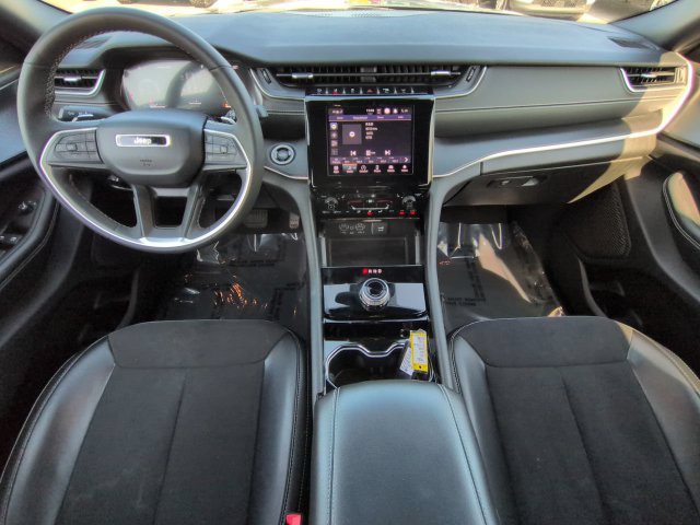 Certified 2023 Jeep Grand Cherokee Altitude AWD/4WD image 14