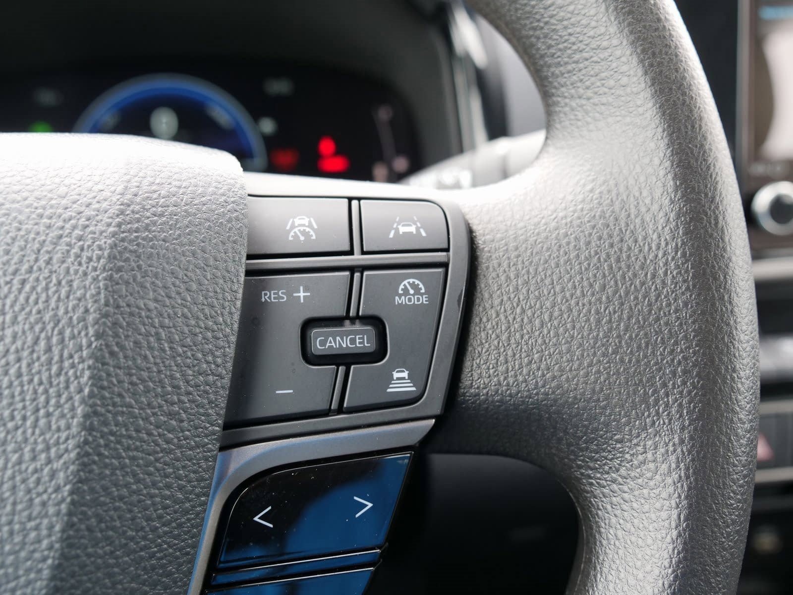 Used 2025 Toyota Camry LE image 18