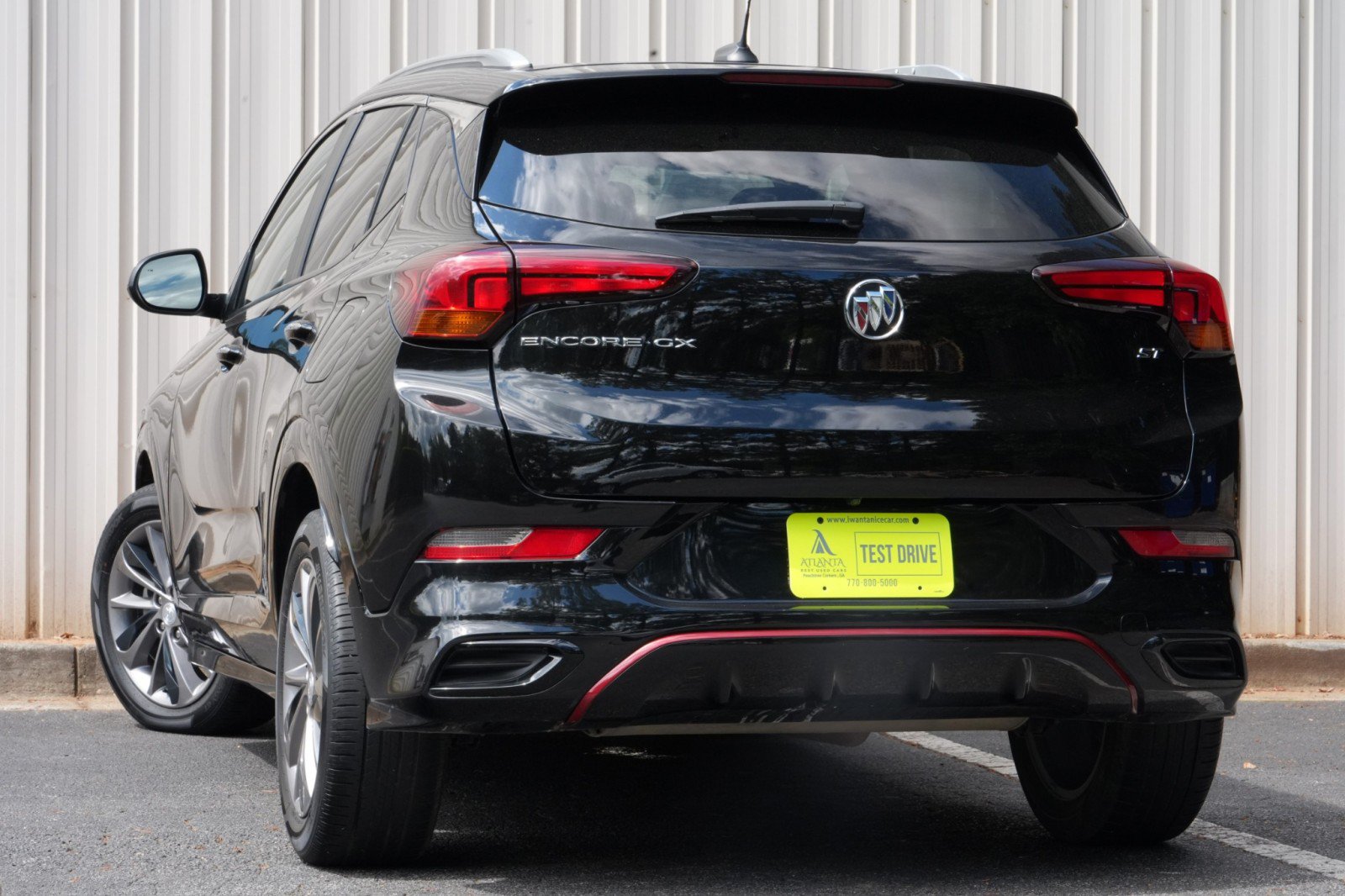 Used 2022 Buick Encore GX Select w/ Sport Touring Package FWD image 5