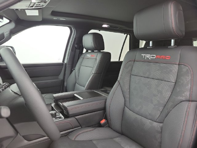 Used 2025 Toyota Sequoia TRD Pro AWD/4WD image 17