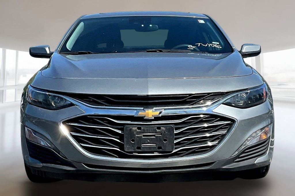 Used 2023 Chevrolet Malibu LT FWD image 2