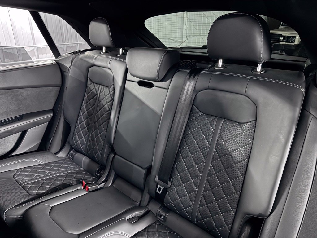 Used 2024 Audi SQ8 Premium Plus AWD/4WD image 38