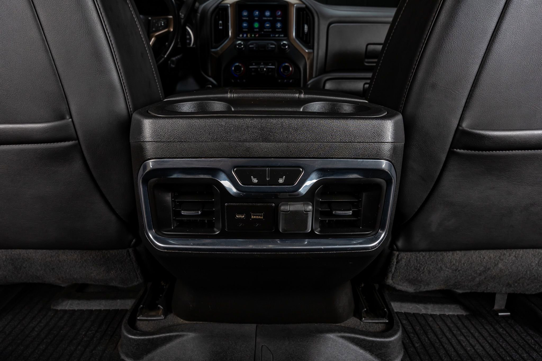 Used 2022 Chevrolet Silverado 3500 High Country w/ LPO, Hitch Package image 32