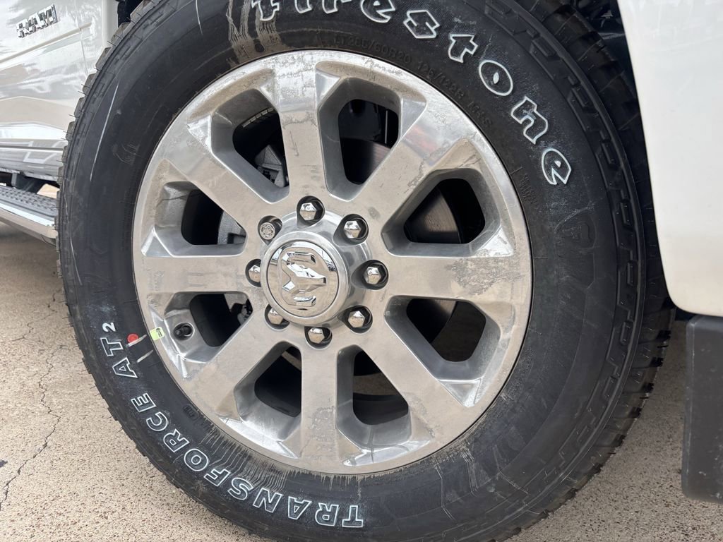 New 2026 RAM 2500 Laramie AWD/4WD image 9