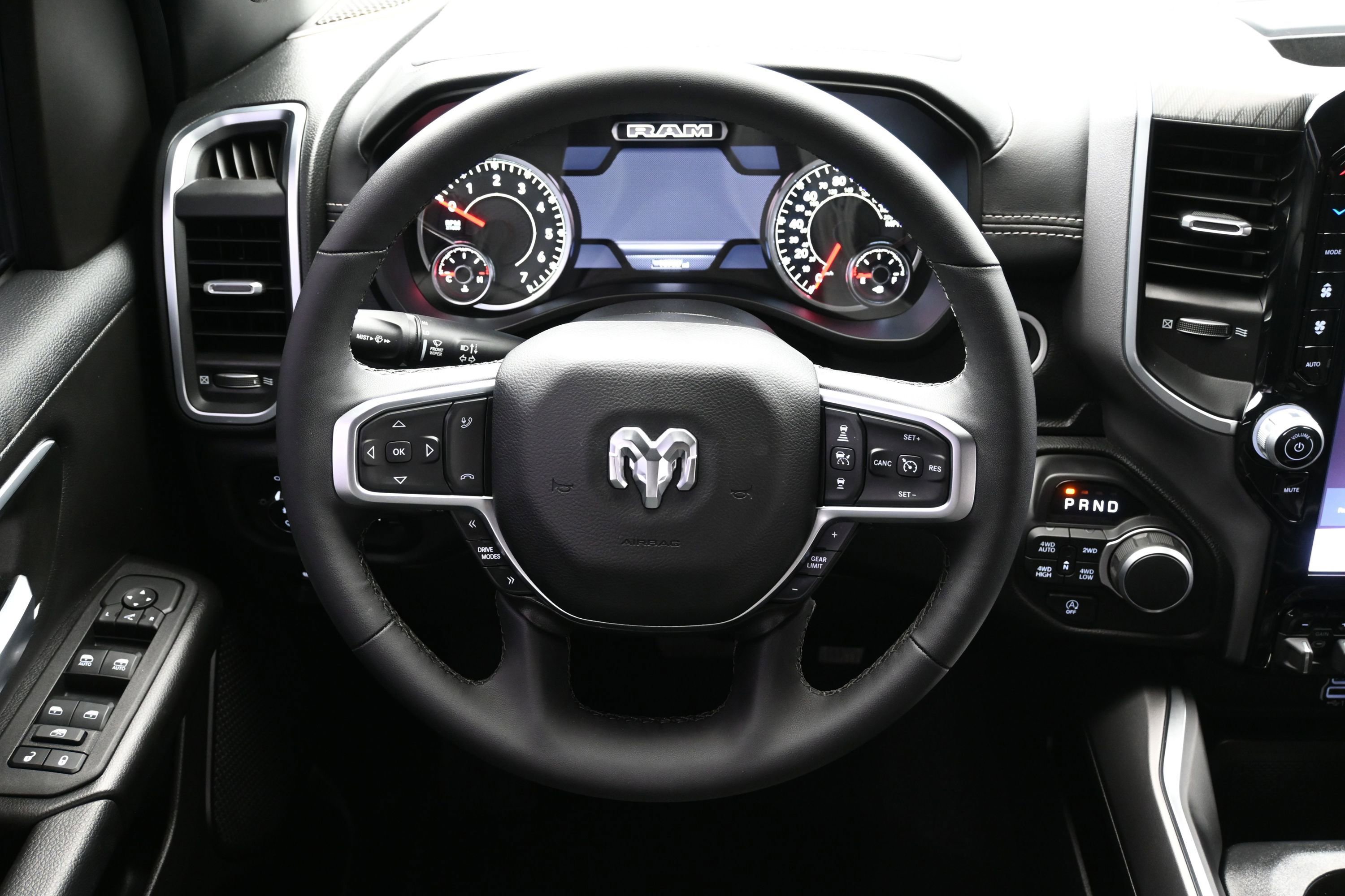 Used 2025 RAM 1500 Lone Star AWD/4WD image 15