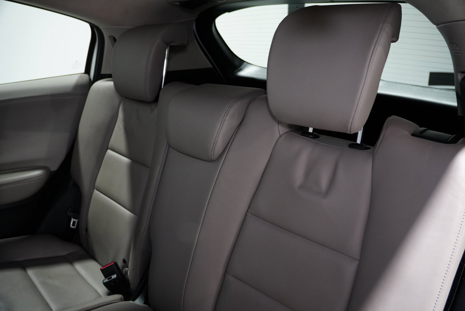 Used 2018 Honda HR-V EX-L image 12