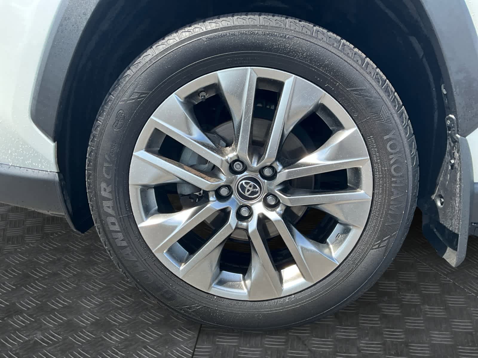 Used 2019 Toyota RAV4 Limited w/ Protection Package AWD/4WD image 15