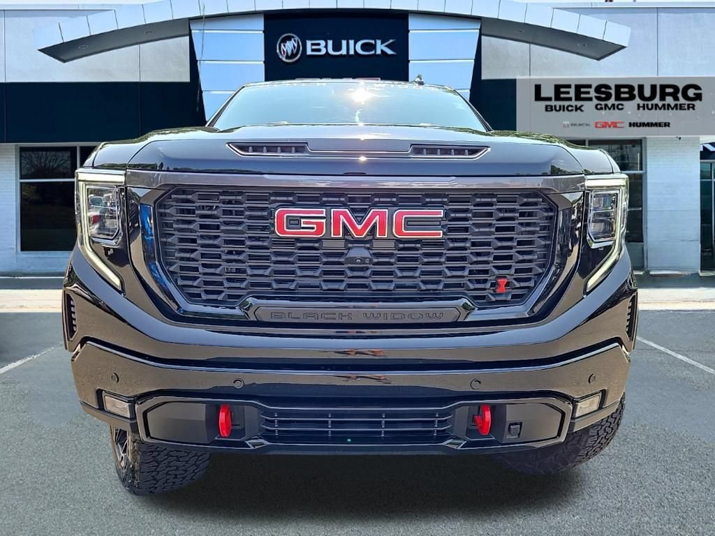 Used 2025 GMC Sierra 1500 AT4 w/ AT4 Premium Package AWD/4WD image 2