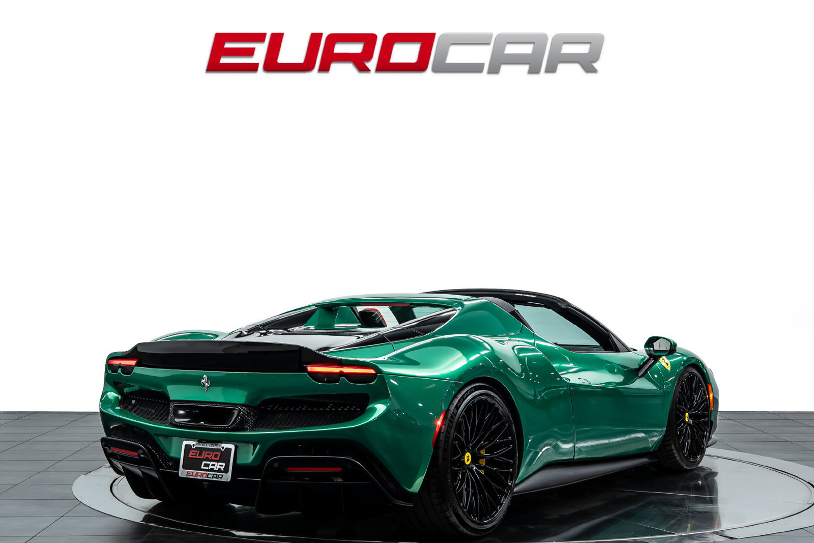Used 2024 Ferrari 296 GTS RWD image 6
