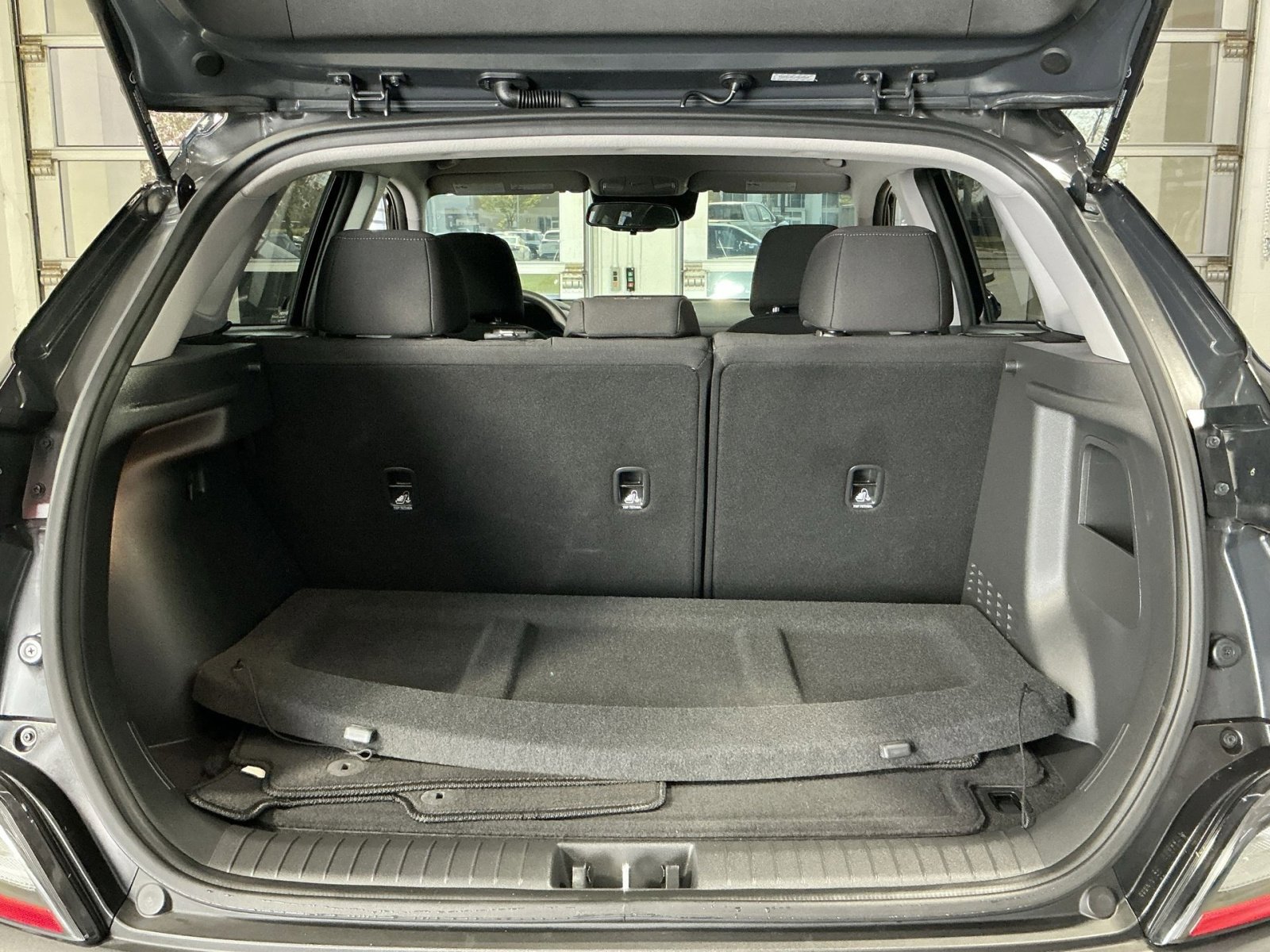 Used 2023 Hyundai Kona SEL AWD/4WD image 25