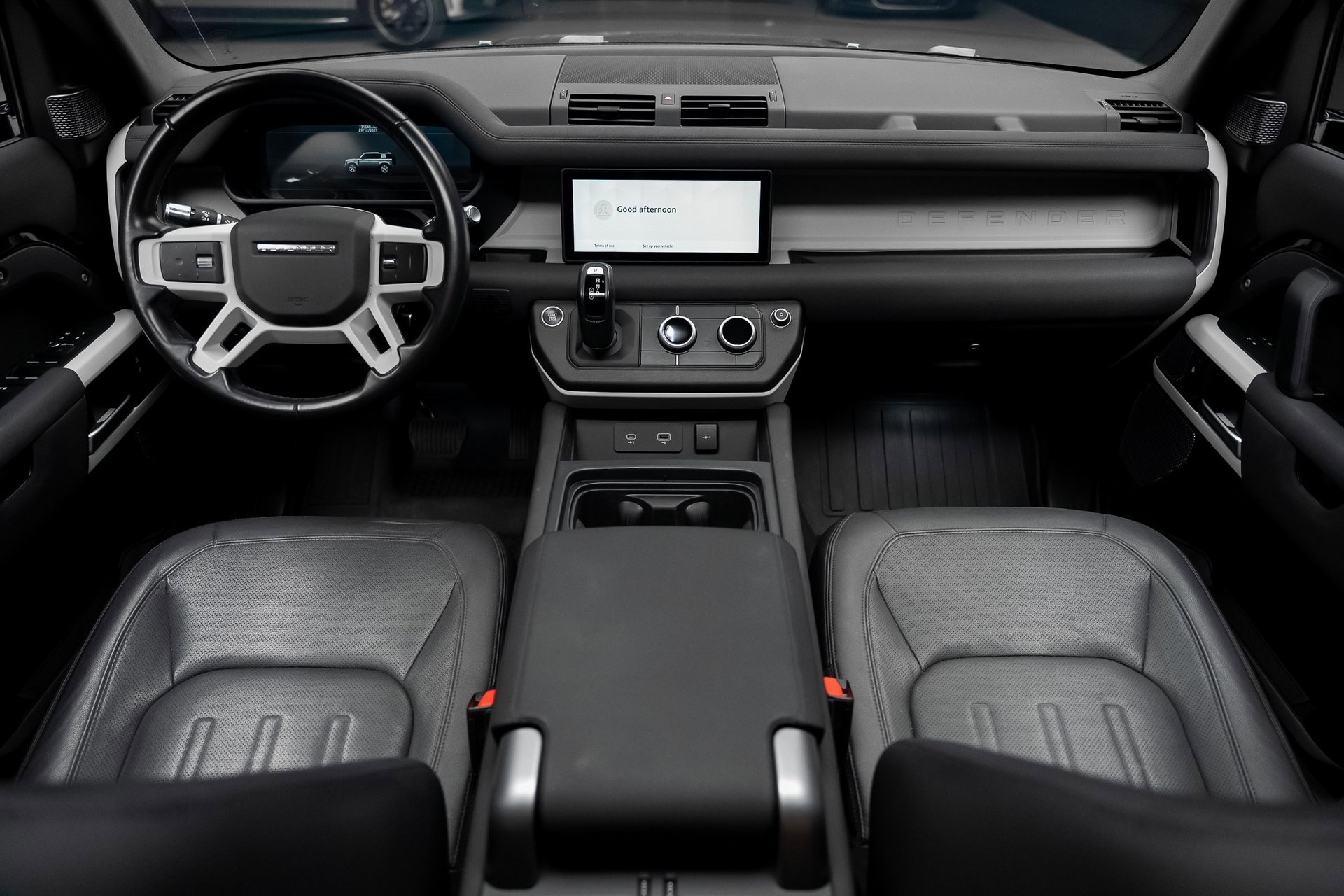 Used 2022 Land Rover Defender 110 SE image 42