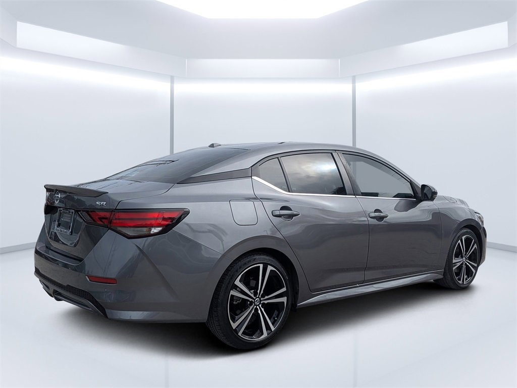 Used 2023 Nissan Sentra SR w/ SR Premium Package image 3