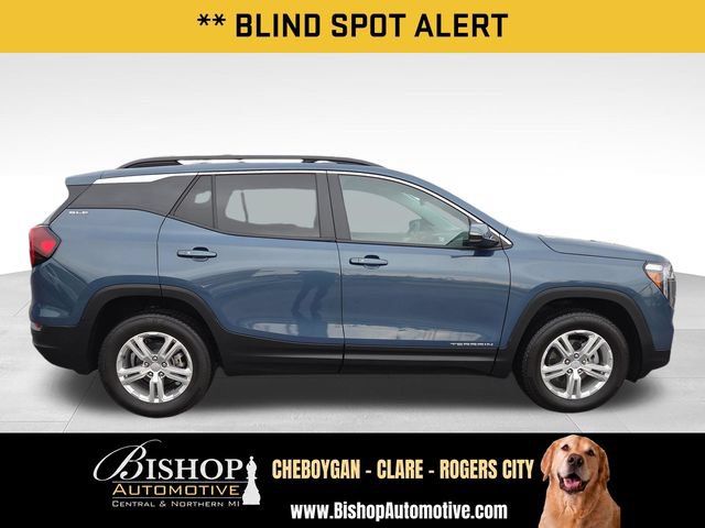 Used 2024 GMC Terrain SLE w/ Driver Convenience Package AWD/4WD image 14