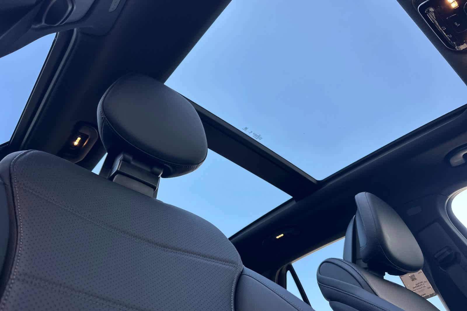 Certified 2026 Mercedes-Benz GLC 300 4MATIC image 16