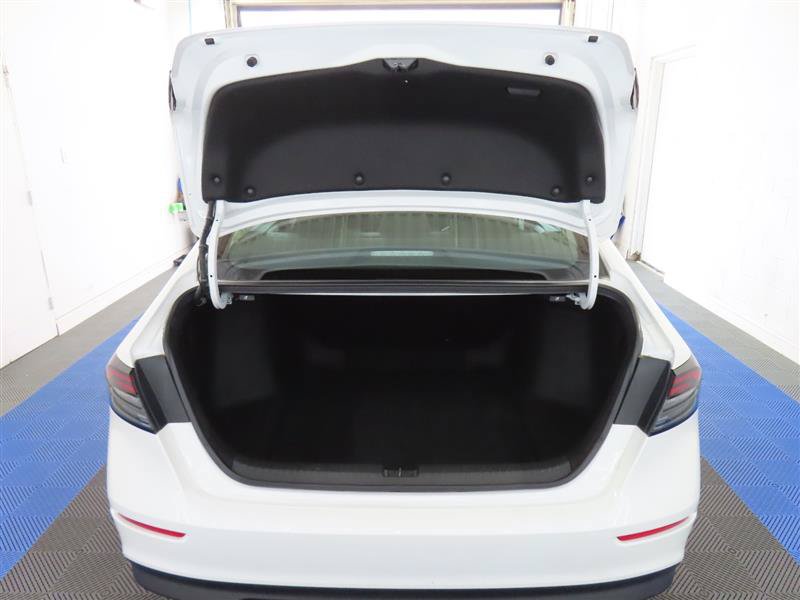 Used 2024 Honda Accord EX image 12