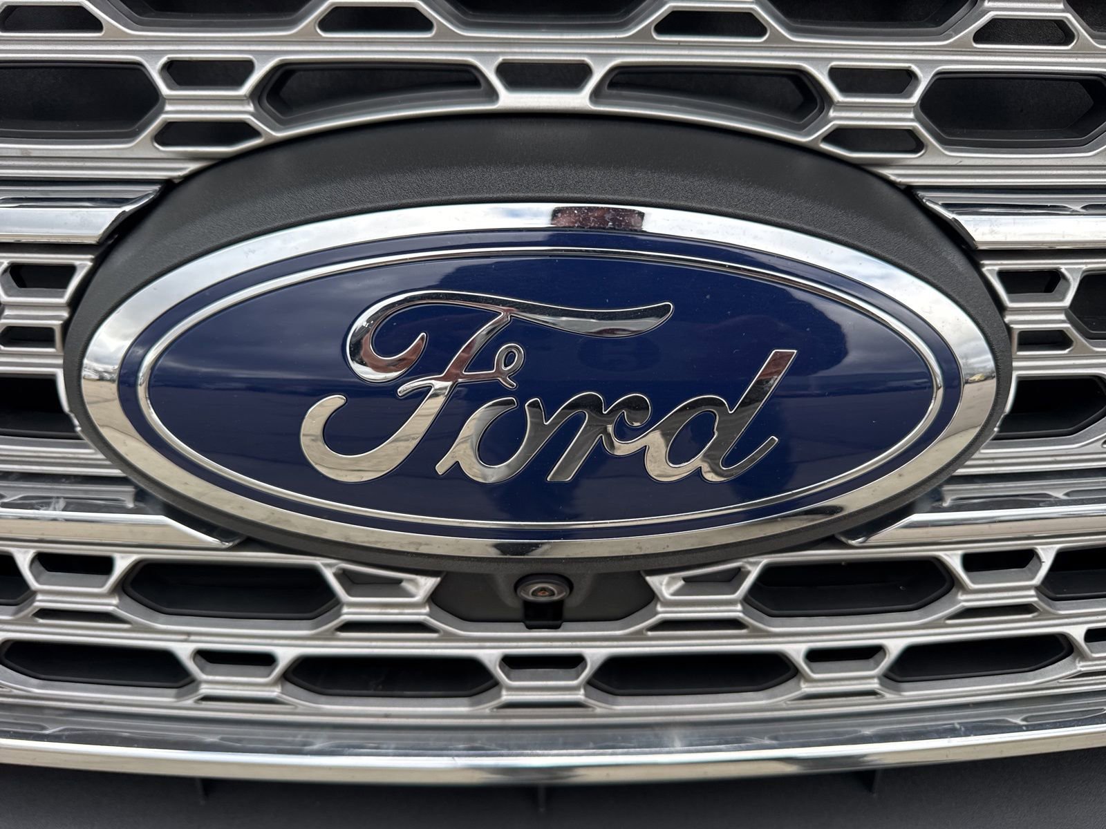 Certified 2024 Ford Explorer Limited w/ Limited Technology Package AWD/4WD image 13