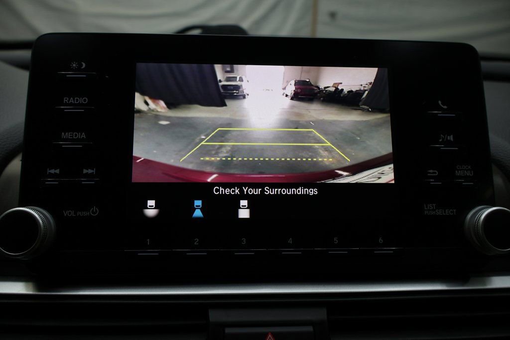 Used 2018 Honda Accord LX image 22