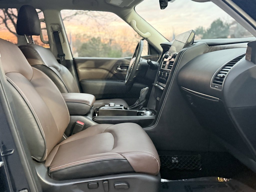 Used 2024 INFINITI QX80 Premium Select w/ Cargo Package image 34