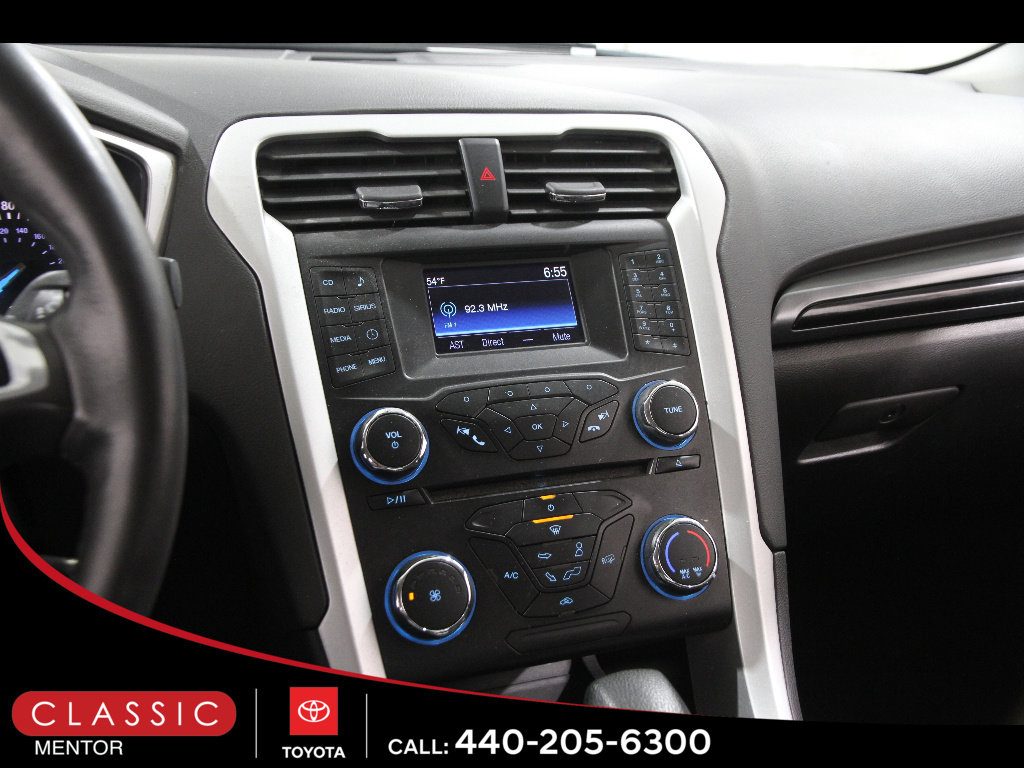 Used 2014 Ford Fusion SE w/ Equipment Group 201A image 9