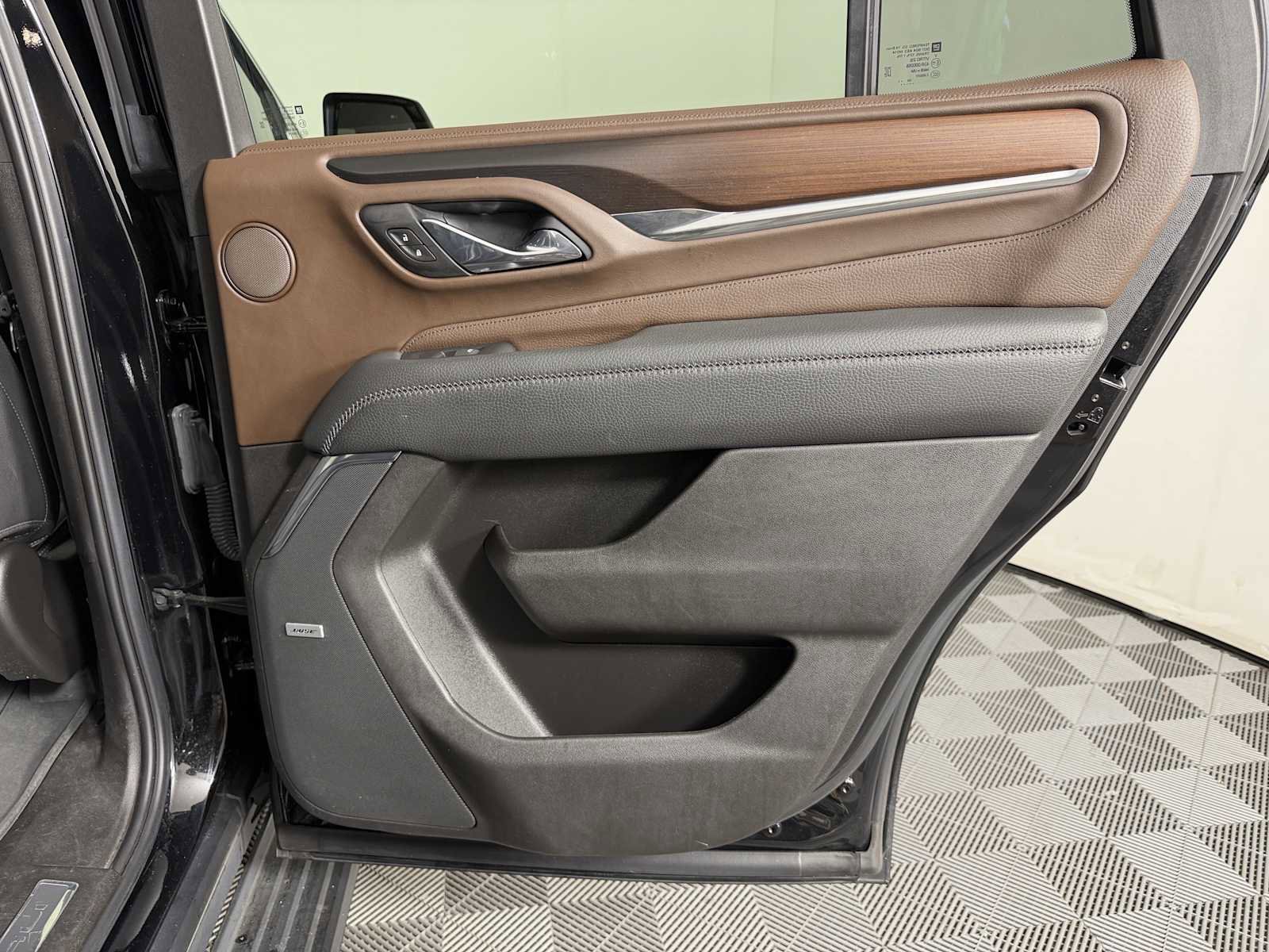 Certified 2021 GMC Yukon Denali w/ Denali Premium Package image 16
