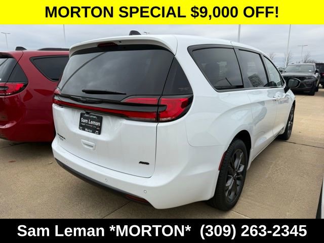 New 2026 Chrysler Pacifica Select AWD/4WD image 7