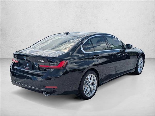 Used 2026 BMW 330i Sedan w/ Convenience Package RWD image 2