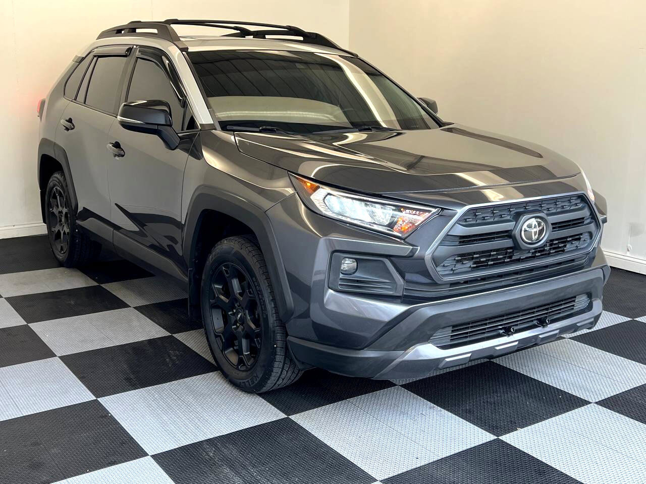 Used 2020 Toyota RAV4 TRD Off-Road image 3