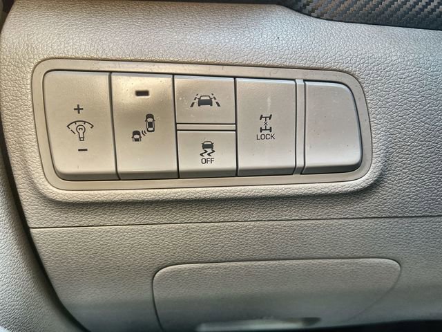 Used 2020 Hyundai Tucson Value w/ Cargo Package AWD/4WD image 17