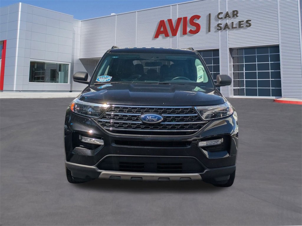 Used 2024 Ford Explorer XLT w/ Equipment Group 202A image 2